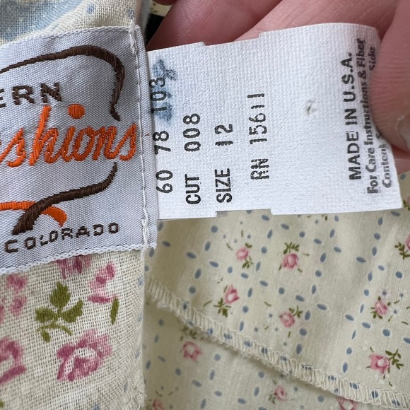 Vintage Western Fashions Prairie Calico Floral Square Dance Dress Layered 12 - Picture 4 of 13